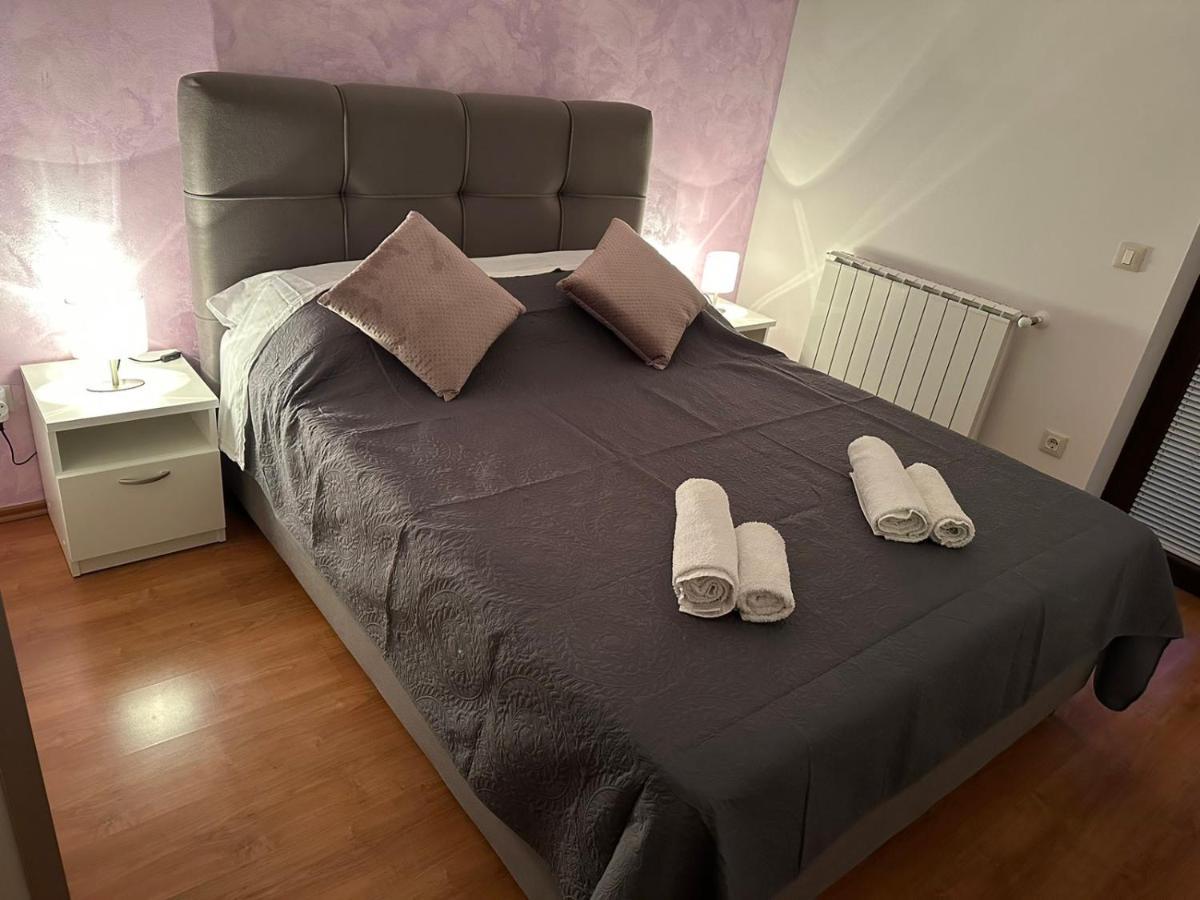Apartments Denis & Lucija Ровінь Екстер'єр фото