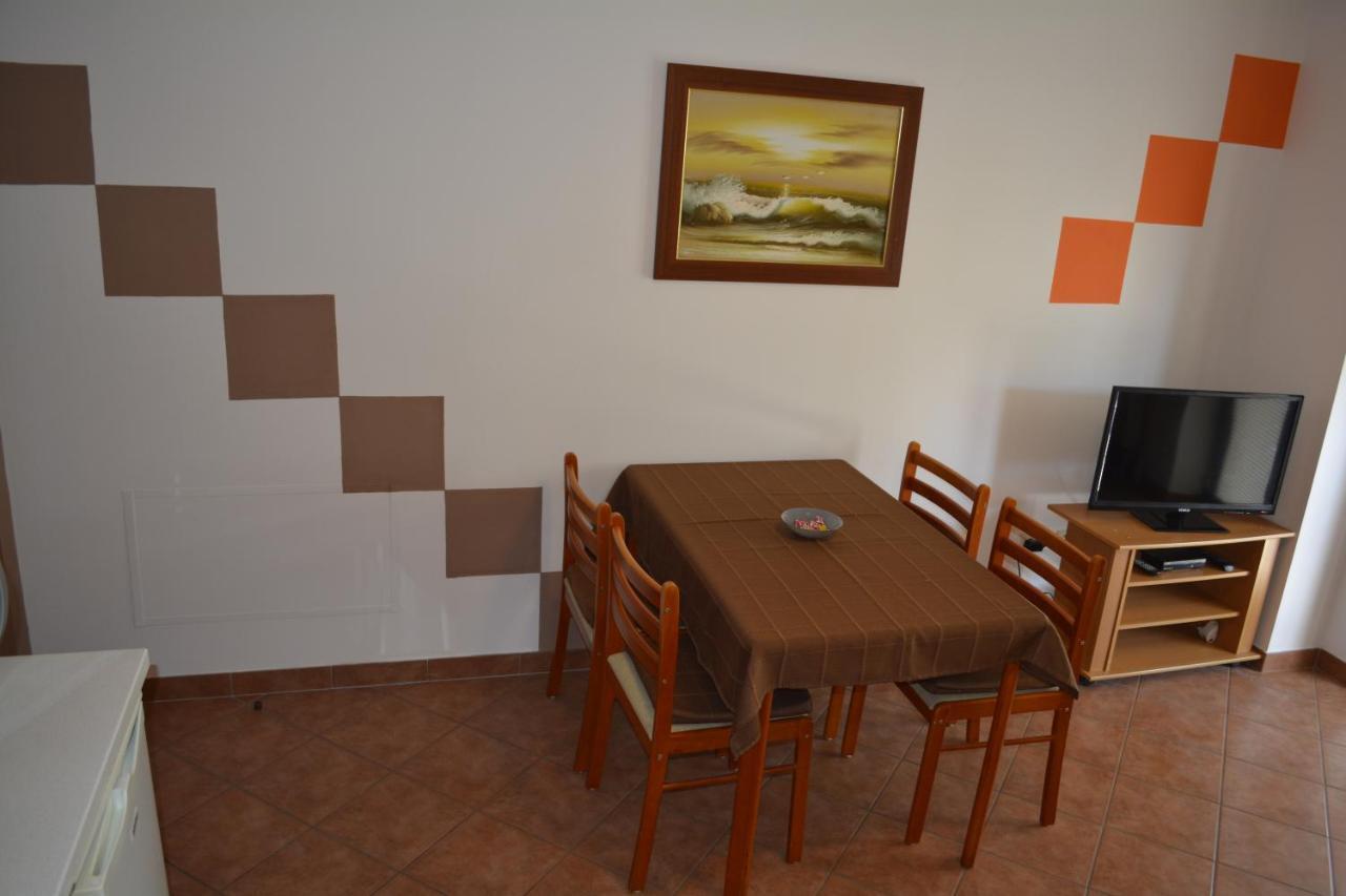 Apartments Denis & Lucija Ровінь Екстер'єр фото